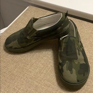 Boy Army Green Slip-on Shoes